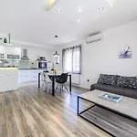 Holiday home Rokoko *