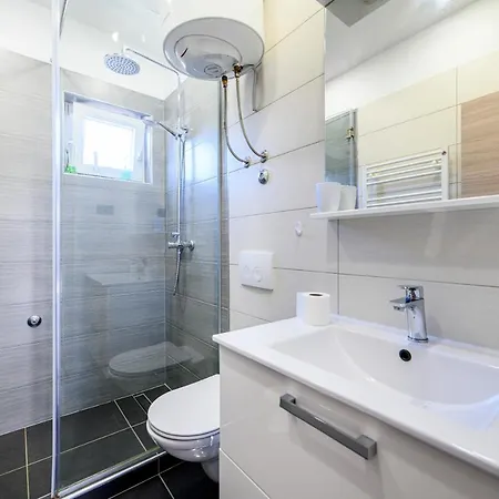 Rokoko * シベニク