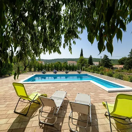 Feriehus Rokoko Šibenik