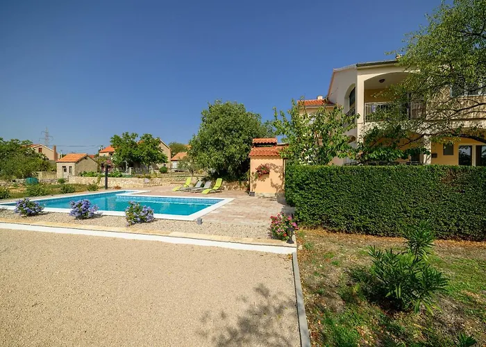 Rokoko Feriehus Šibenik