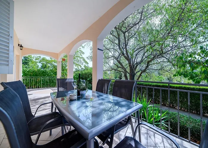 Rokoko בית נופש שיבניק